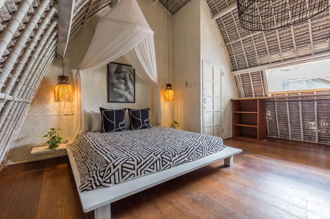 Eco Bamboo Bungalow 3 Villa Canggu  Exterior photo